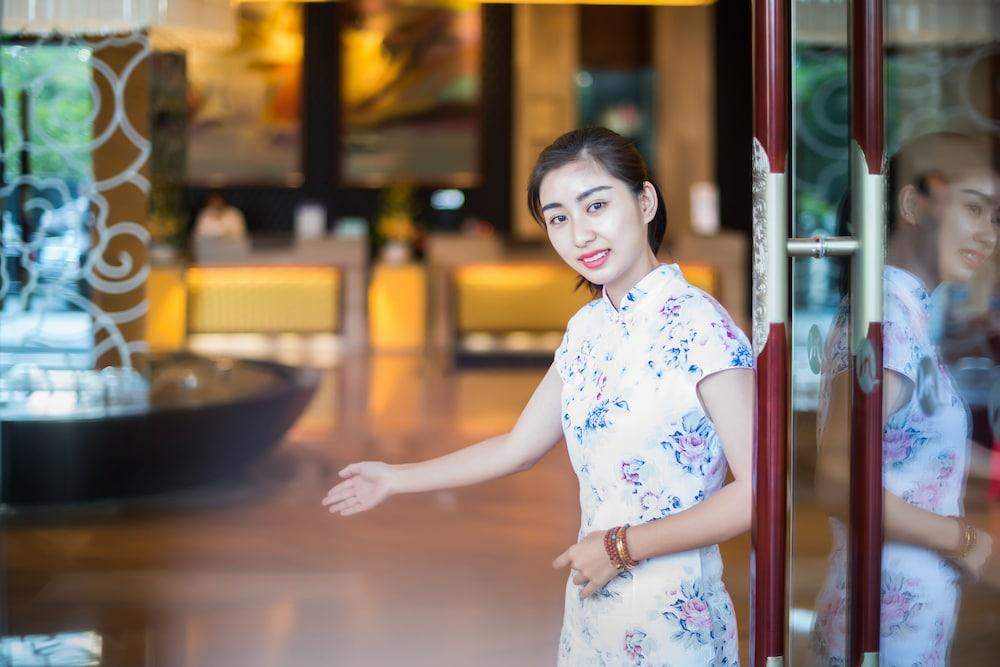 Grand Mercure Xiamen Downtown-Free Welcome Fruit & Metro Station Exterior foto