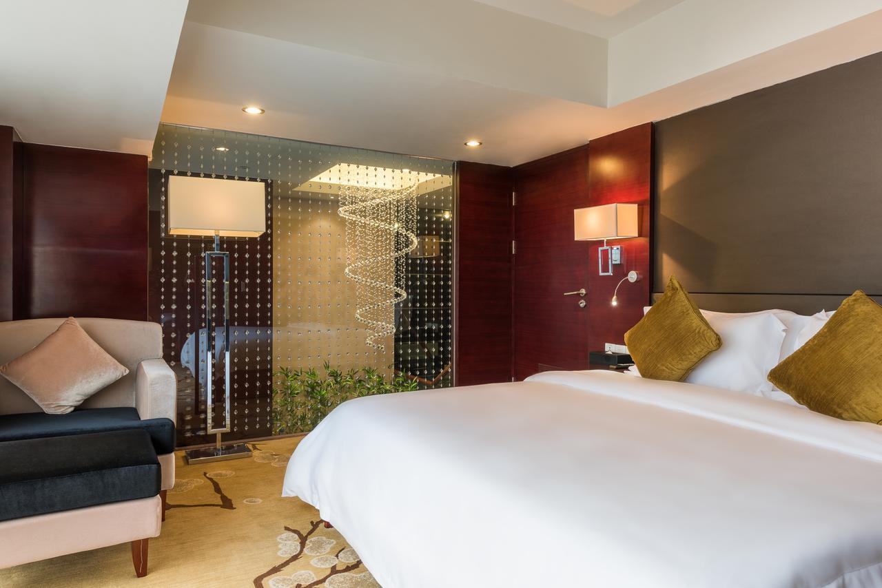 Grand Mercure Xiamen Downtown-Free Welcome Fruit & Metro Station Exterior foto
